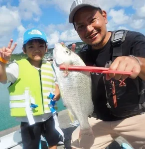「熱田で話題の新メニュー!770グラムのガクガクは食べ応え満点!」